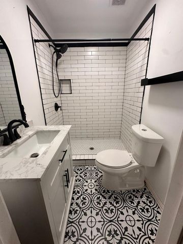 2120 Chestnut Lane, Pasadena, TX 77502