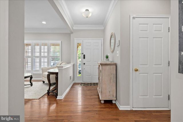 19595 ASPENDALE SQ, Ashburn, VA 20147