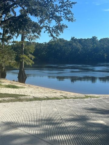 79 NE 242ND AVENUE, Old Town, FL 32680