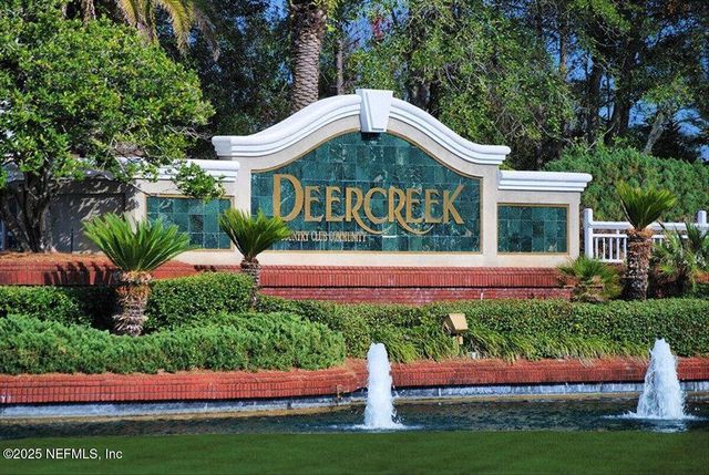 7881 HEATHER LAKE Court E, Jacksonville, FL 32256