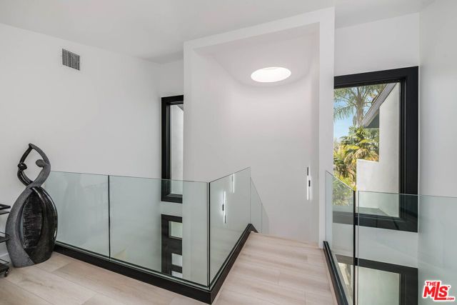 4961 Marmol Drive, Los Angeles, CA 91364