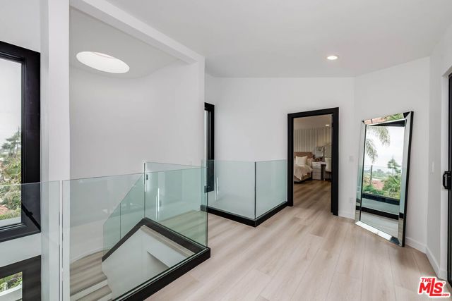 4961 Marmol Drive, Los Angeles, CA 91364