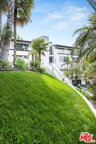 4961 Marmol Drive, Los Angeles, CA 91364