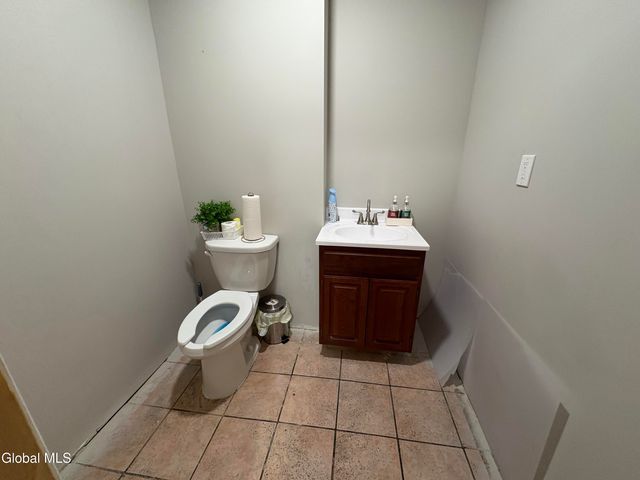 221 N Allen Street, Albany, NY 12206