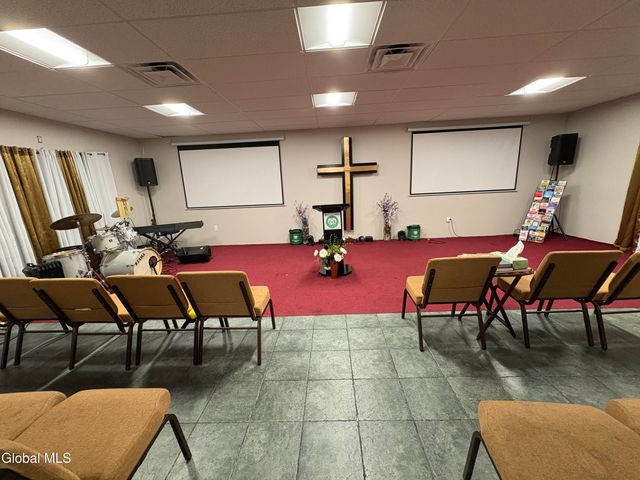 221 N Allen Street, Albany, NY 12206