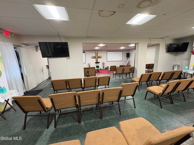 221 N Allen Street, Albany, NY 12206