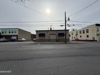 221 N Allen Street, Albany, NY 12206