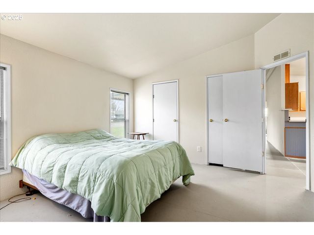 2305 FISHER Rd, Salem, OR 97305