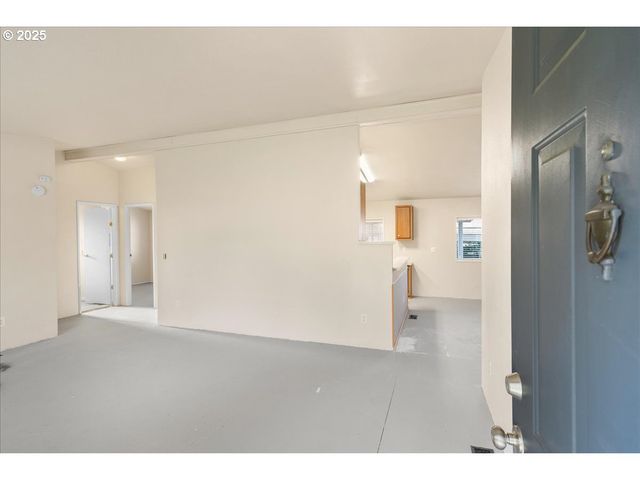 2305 FISHER Rd, Salem, OR 97305