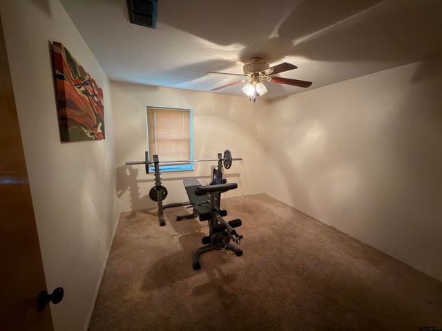 100 HOLLYWOOD, Arp, TX 75750