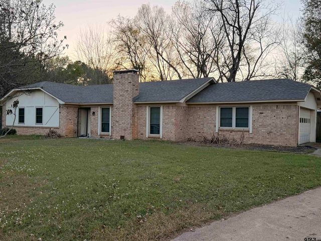 100 HOLLYWOOD, Arp, TX 75750