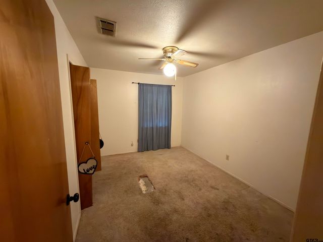 100 HOLLYWOOD, Arp, TX 75750