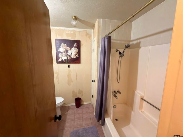 100 HOLLYWOOD, Arp, TX 75750