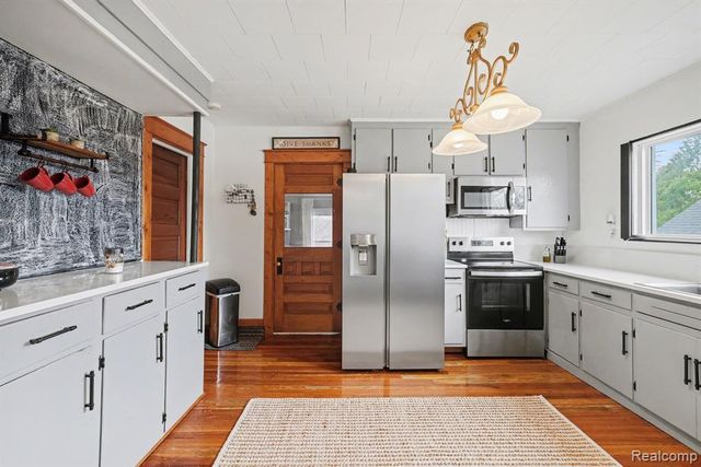 8458 Perry Road, Atlas, MI 48411