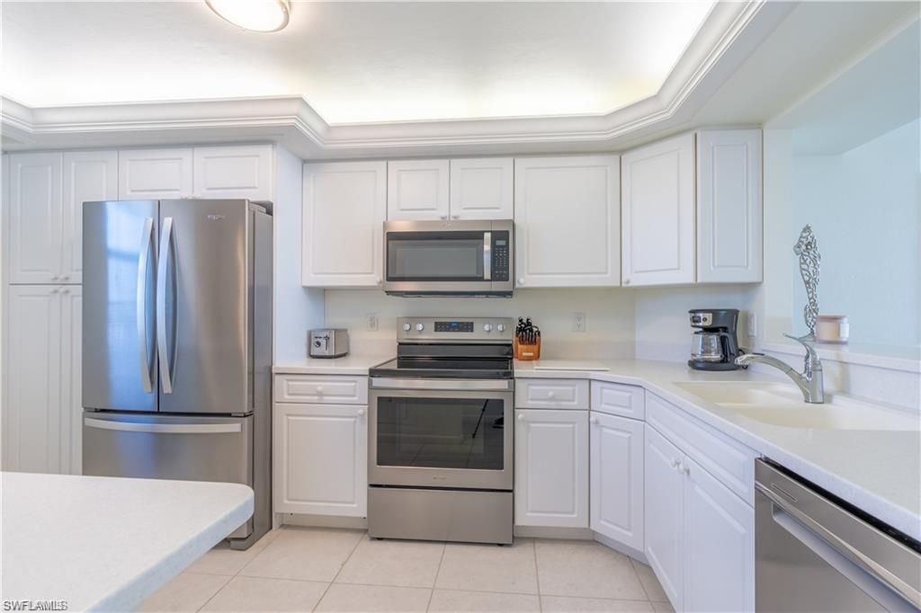 440 Seaview CT 805, MARCO ISLAND, FL 34145 — photo 4