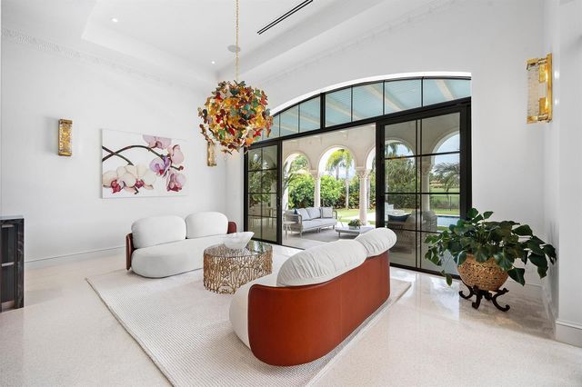 4013 Country Club Lane, Fort Lauderdale, FL 33308