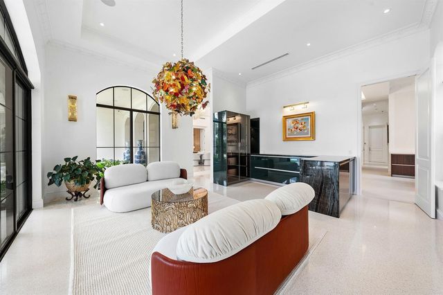 4013 Country Club Lane, Fort Lauderdale, FL 33308