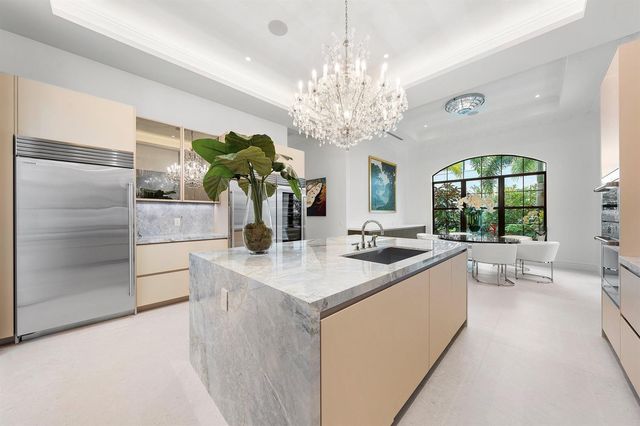 4013 Country Club Lane, Fort Lauderdale, FL 33308