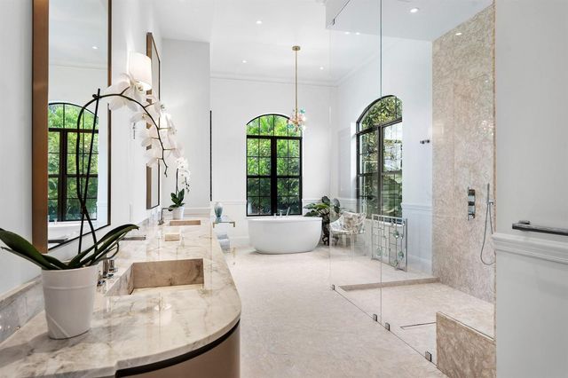4013 Country Club Lane, Fort Lauderdale, FL 33308