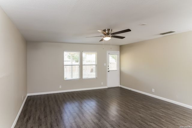 8422 Silver Brush, San Antonio, TX 78254