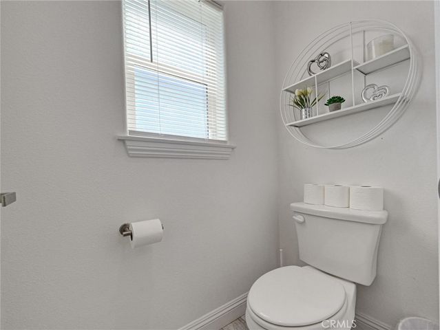 11515 Tamarisk Avenue, Hesperia, CA 92345