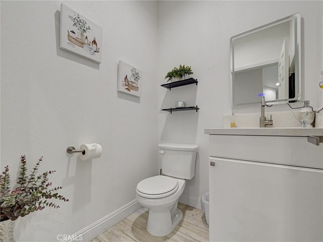 11515 Tamarisk Avenue, Hesperia, CA 92345