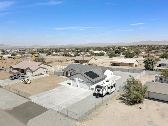 11515 Tamarisk Avenue, Hesperia, CA 92345