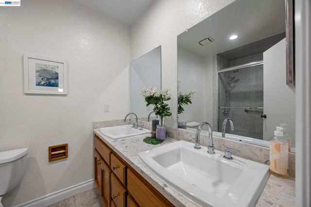 2859 El Capitan Dr, Pleasanton, CA 94566