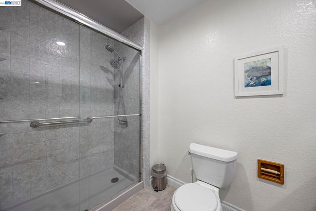 2859 El Capitan Dr, Pleasanton, CA 94566