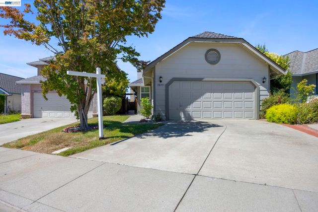 2859 El Capitan Dr, Pleasanton, CA 94566