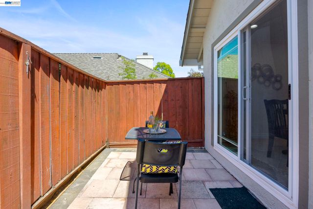 2859 El Capitan Dr, Pleasanton, CA 94566