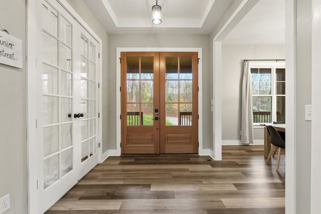 1073 Split Rail Cir, Kingston Springs, TN 37082