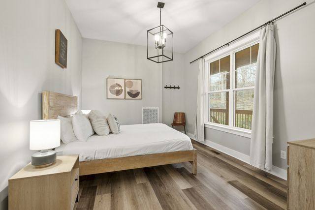 1073 Split Rail Cir, Kingston Springs, TN 37082