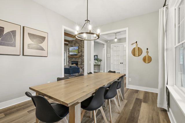 1073 Split Rail Cir, Kingston Springs, TN 37082