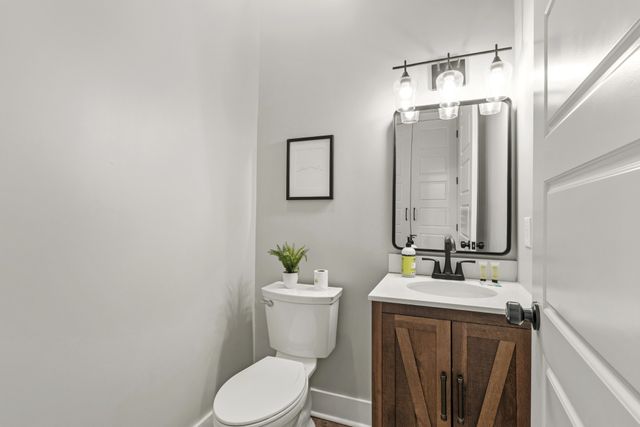 1073 Split Rail Cir, Kingston Springs, TN 37082