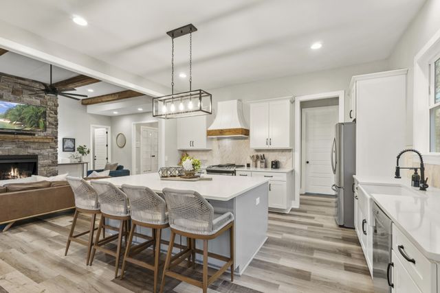 1073 Split Rail Cir, Kingston Springs, TN 37082