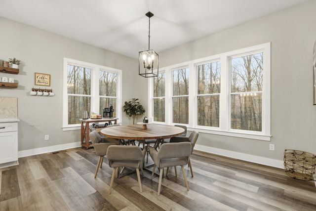 1073 Split Rail Cir, Kingston Springs, TN 37082