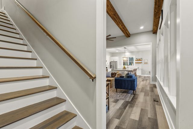 1073 Split Rail Cir, Kingston Springs, TN 37082