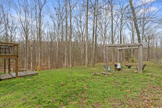 1073 Split Rail Cir, Kingston Springs, TN 37082