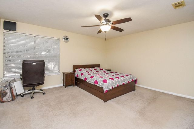 2235 Heatherwood Drive, Missouri City, TX 77489