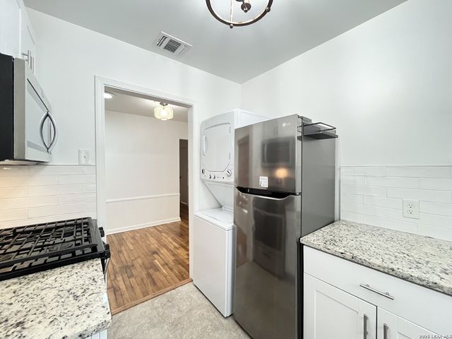 2319 Burnet St, San Antonio, TX 78202