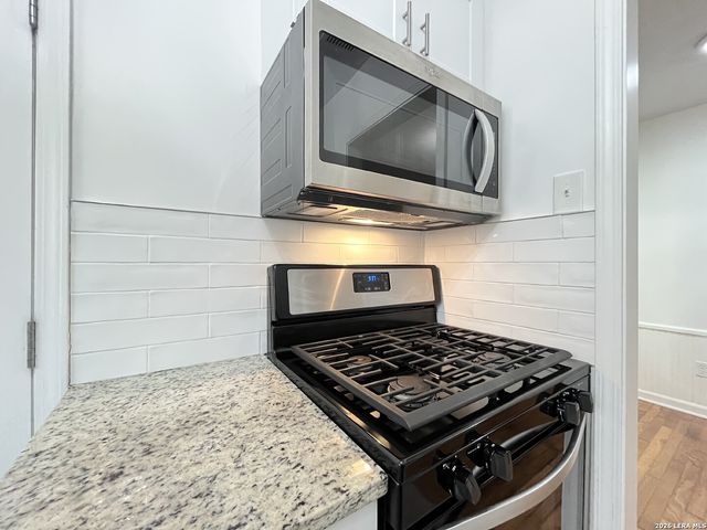 2319 Burnet St, San Antonio, TX 78202