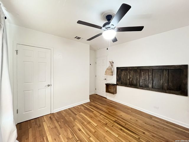 2319 Burnet St, San Antonio, TX 78202