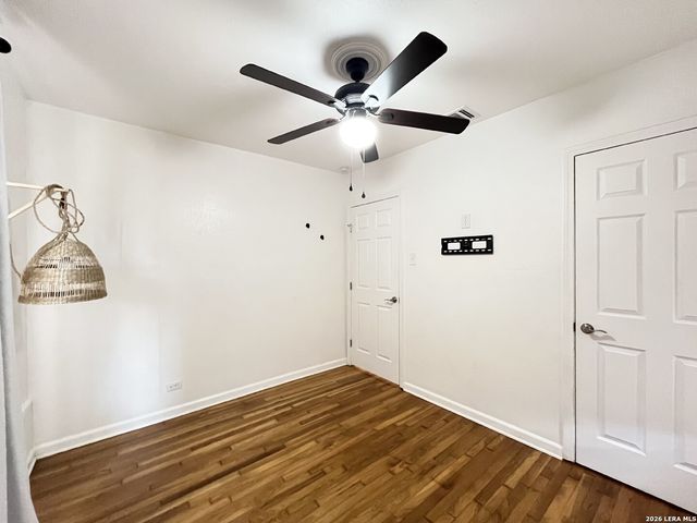 2319 Burnet St, San Antonio, TX 78202