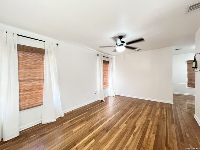 2319 Burnet St, San Antonio, TX 78202