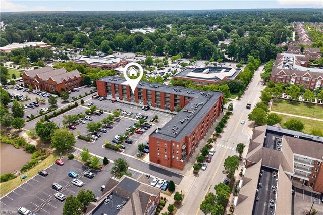 1075 Loftis BLVD, Newport News, VA 23606