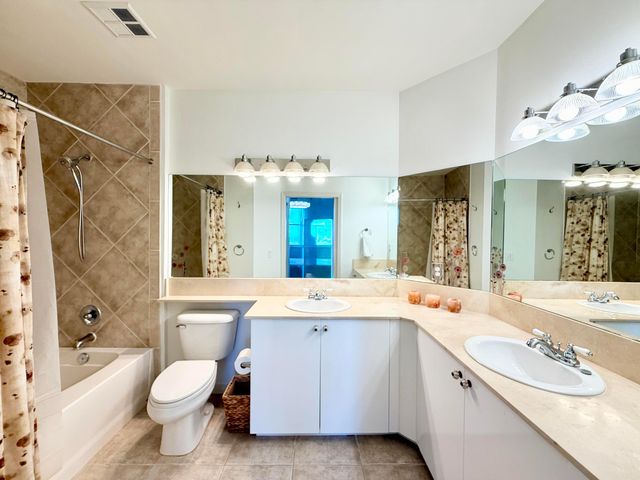 804 E Windward Way Ph15, Lantana, FL 33462