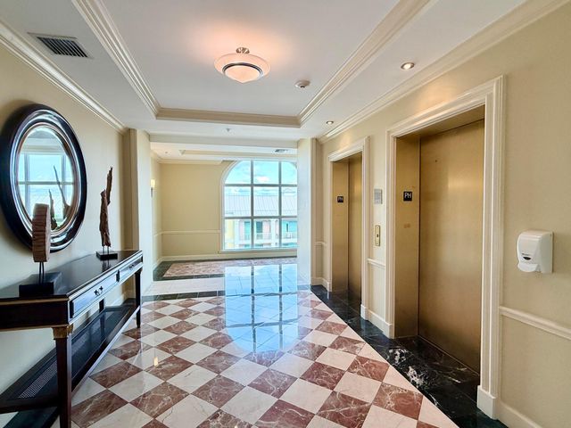 804 E Windward Way Ph15, Lantana, FL 33462