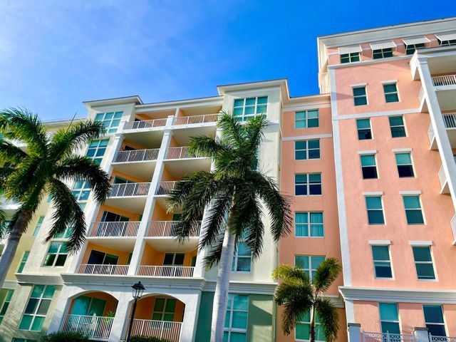 804 E Windward Way Ph15, Lantana, FL 33462