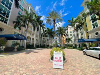 804 E Windward Way Ph15, Lantana, FL 33462